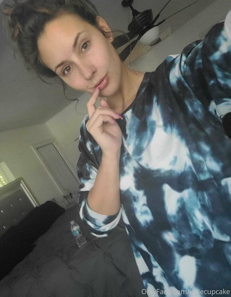 kyliecupcake nice model img