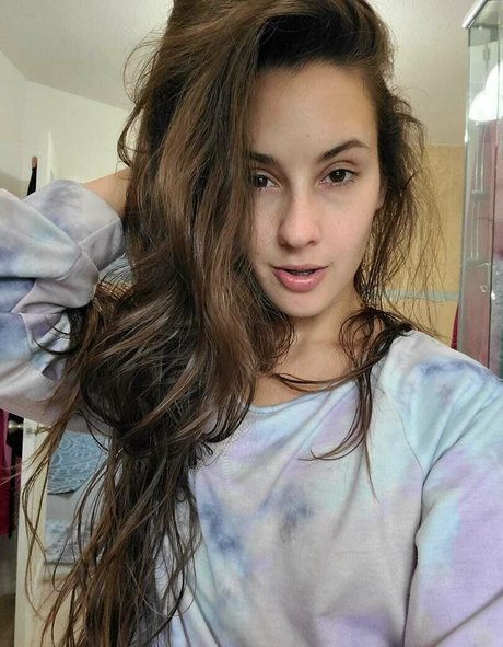 kyliecupcake high quality actress pics