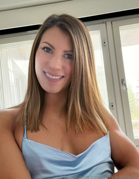 mikaela85 model erotic galleries