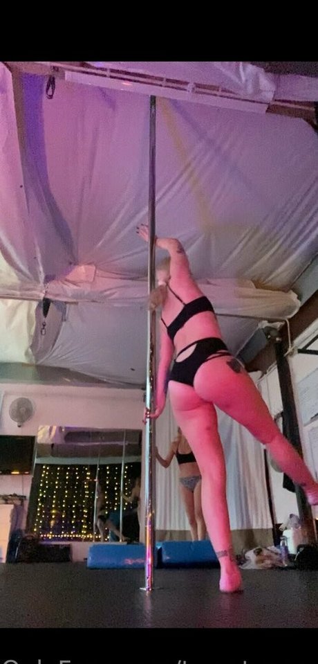 twentypercentdisgusting sex star photos