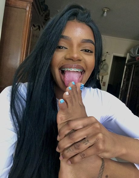 paivaqueenfeet pornstar top photos