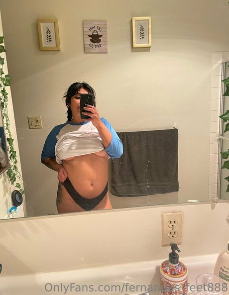 fernandas feet888 hd model photos