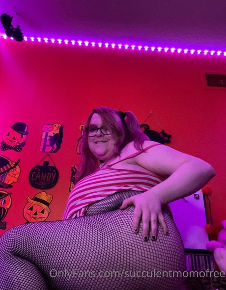 succulentmomofree model adult photos