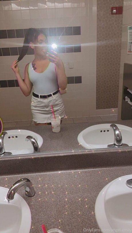 haleighsummers18 hot actress photos