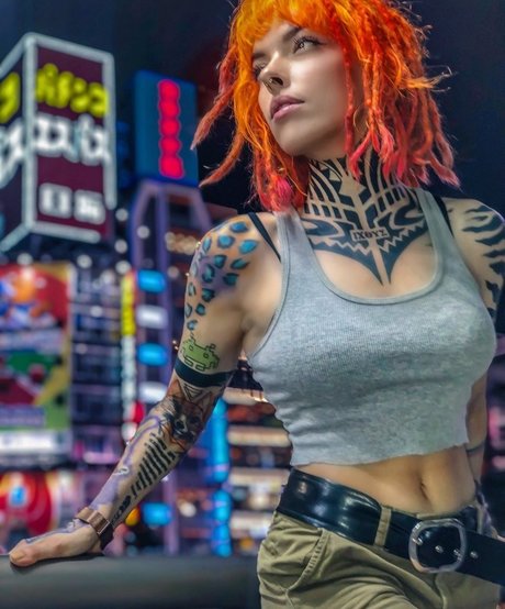 Torierobot nude star gallery