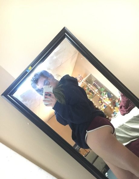 Ghoulrunnings model erotic pictures