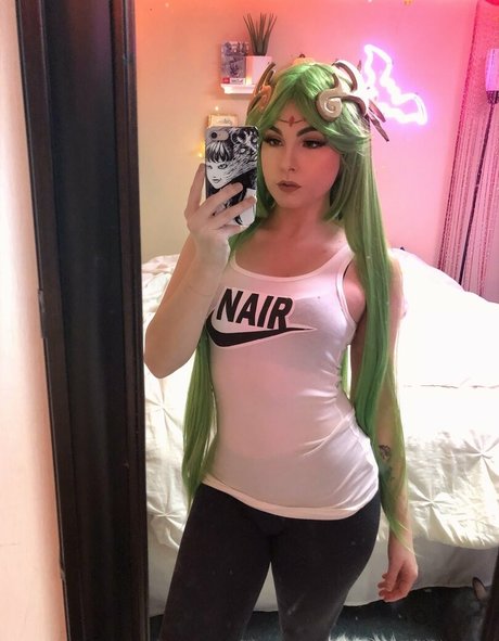 Ghoulrunnings sexy model gallery