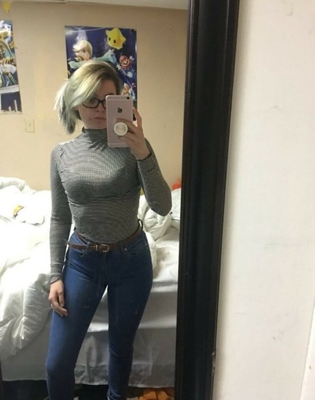 Ghoulrunnings pornstar naked picture