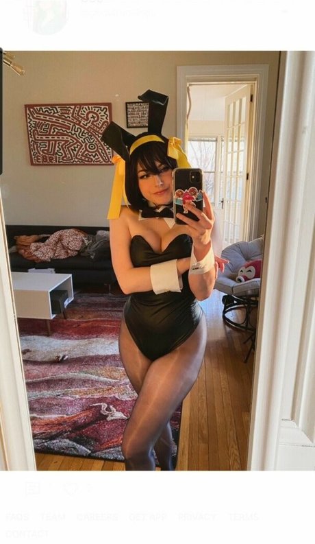 Ghoulrunnings model nude photo