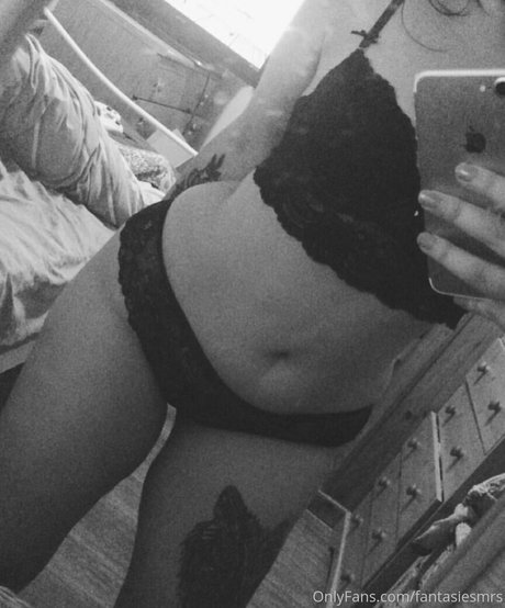 fantasiesmrs pornographic model images