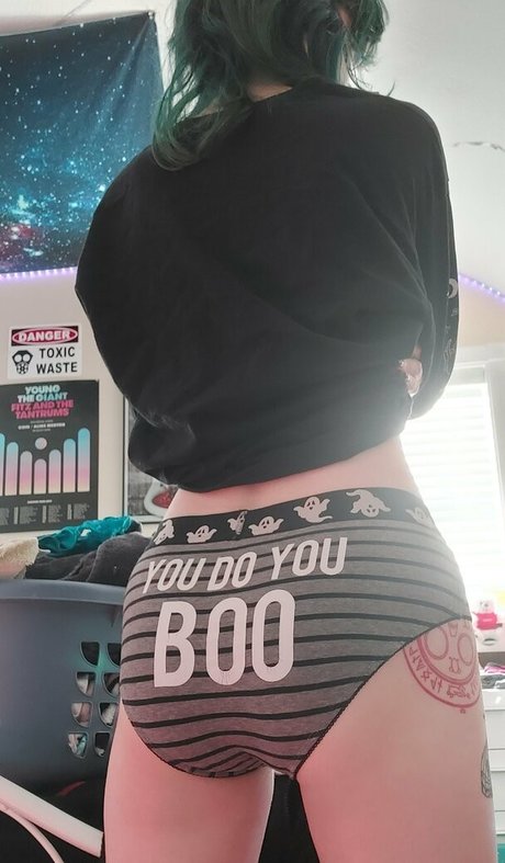 the waaa naked pornstar pictures