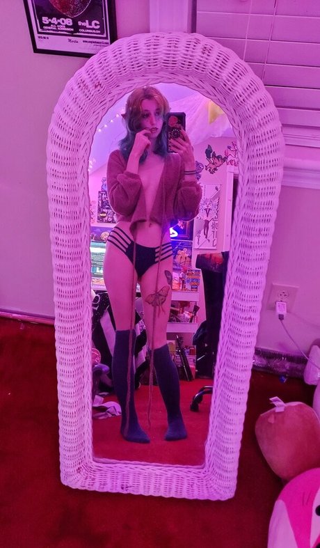 the waaa model porn photos