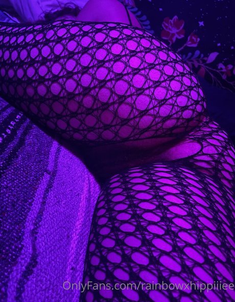 rainbowxhippiiiee star top pics