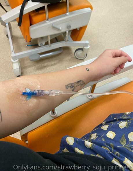 strawberry soju princess exclusive star img