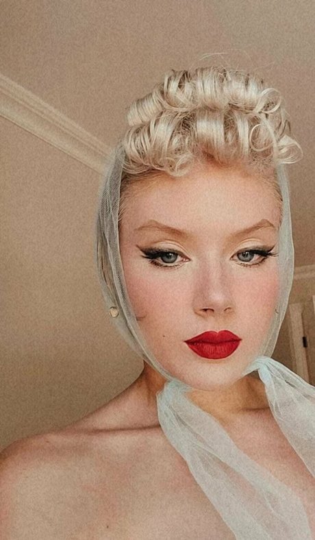 officiallymosh pornstar nudes archive