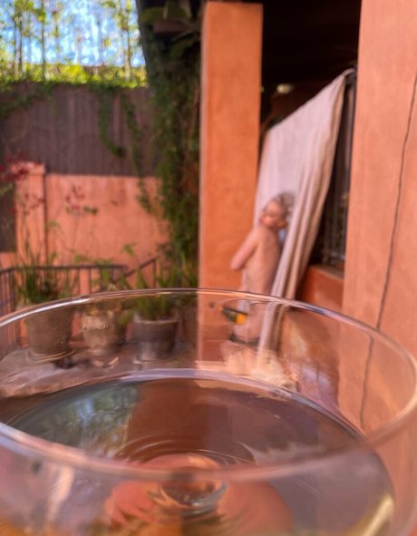 officiallymosh model top picture