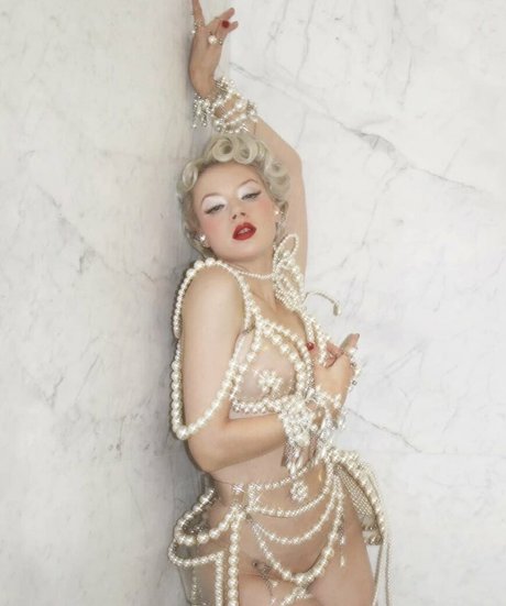 officiallymosh beautiful star pictures