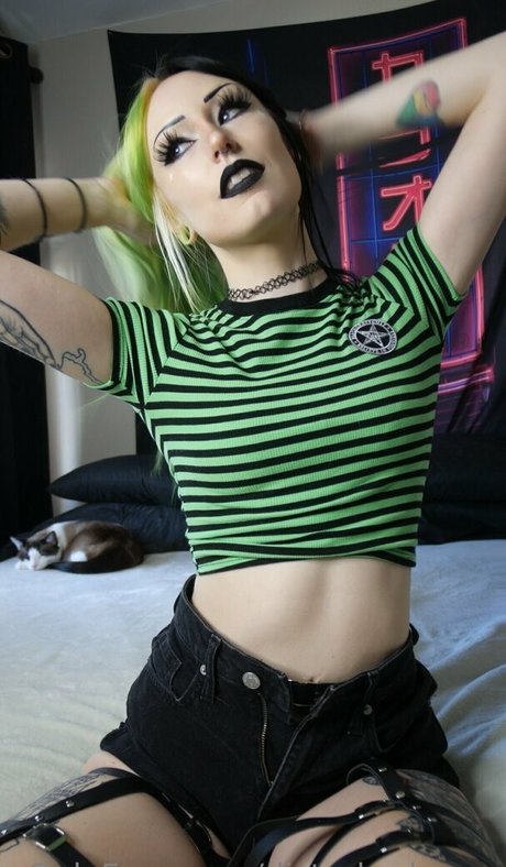 disturbedsnow star nudes picture