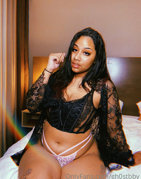 gh0stbby model art pics