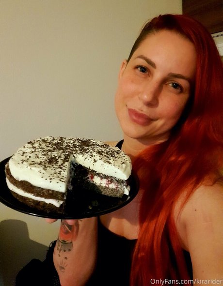 larraphoenix nice pornstar pictures