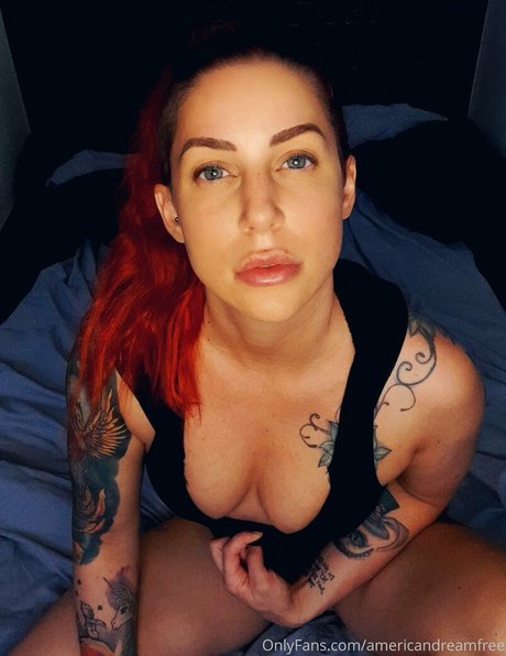 larraphoenix pornstar top photo