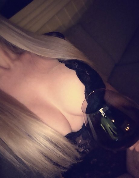 stineh art model picture