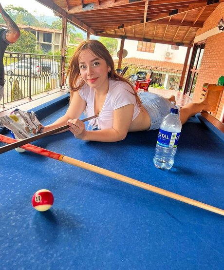 karentarazona10 95 star img