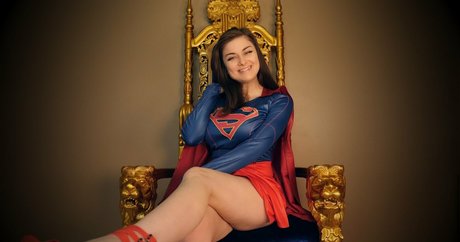 ellieidolfemdom free actress image