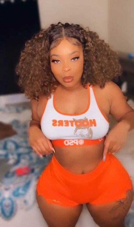 thickebony97 pornstar sexy image