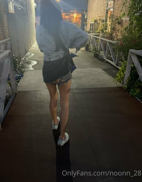 noonn 28 adult model archive