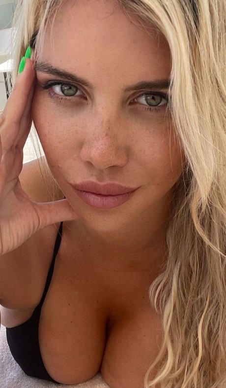 Wanda Nara pretty actress picture