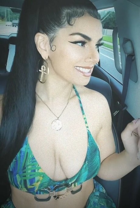 Myverse hd pornstar pic