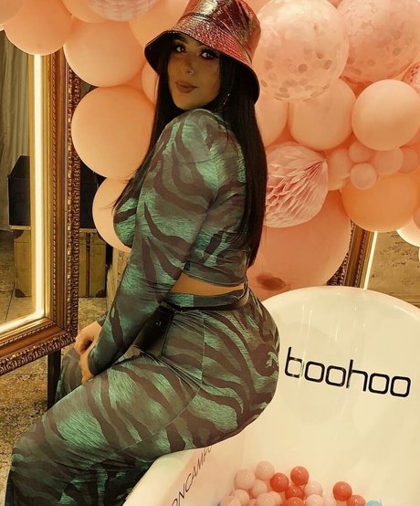 Holly Marston pornstar art img