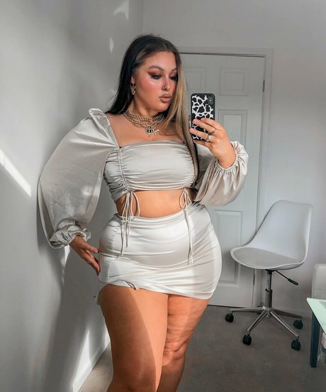 Holly Marston model nude galleries