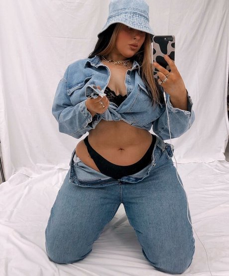 Holly Marston sexy star photos