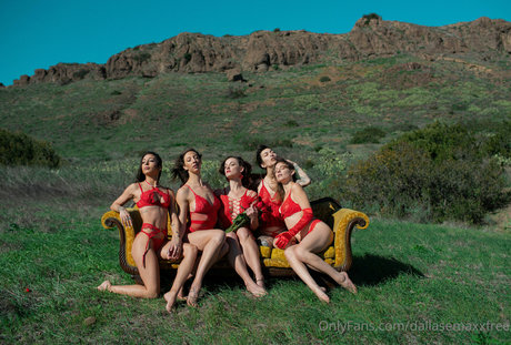 dallasemaxxfree model naked image