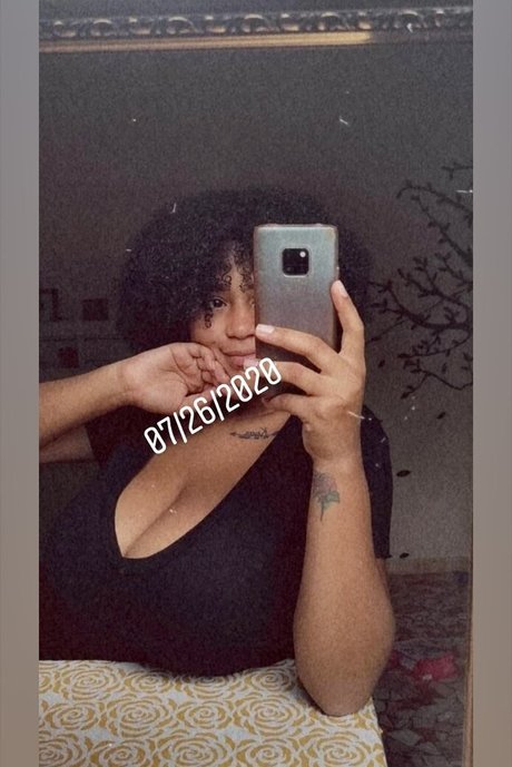 Dayanis Gisell exclusive pornstar picture