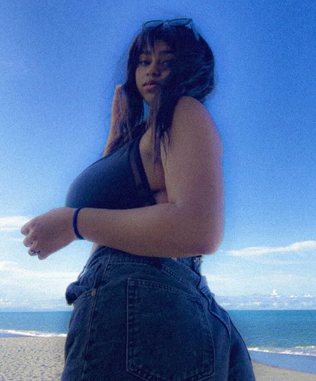 curvy fuck onlyfans hot nude galleries