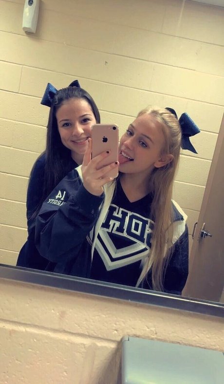 Alyssa K star hd photo