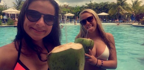 Alyssa K pornstar perfect img