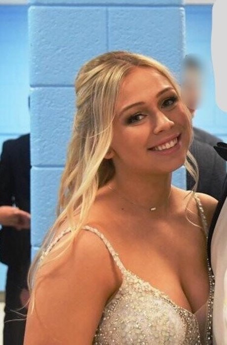 Alyssa K sex pornstar pics