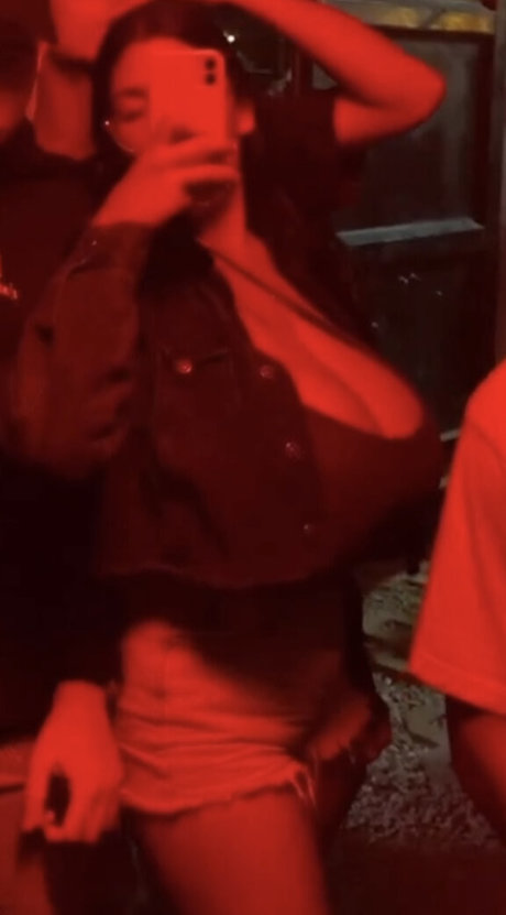 Itzel Lozano star art pics