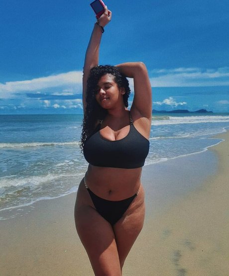 Karlamelito high quality star pictures