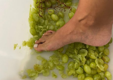 lady dior 31 pornographic model picture