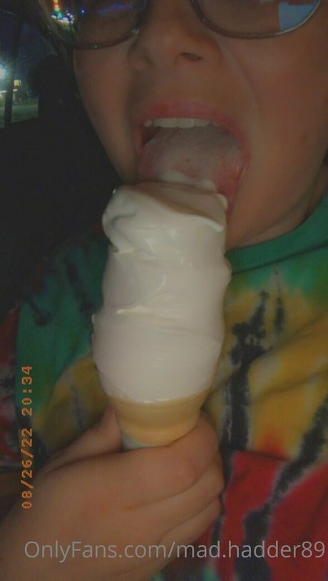 mad hadder89 nude actress gallery