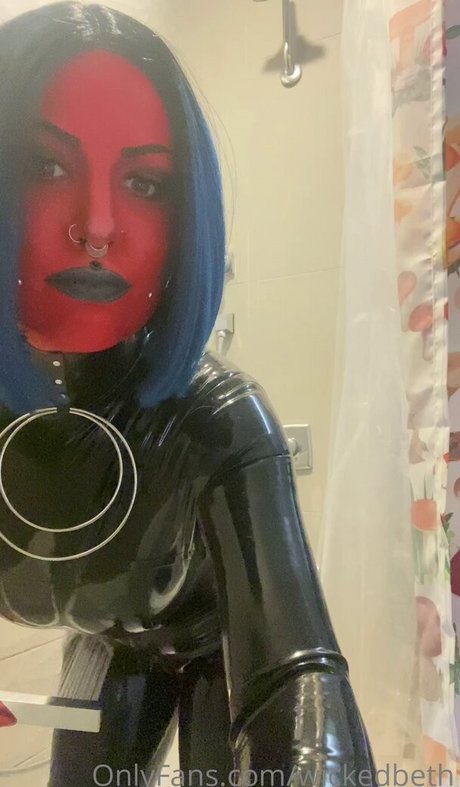 Wicked Beth model xxx images