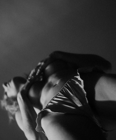 Niki Anson model perfect picture