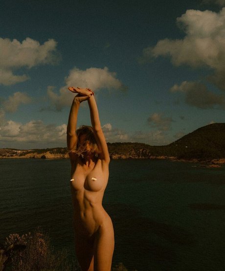 Niki Anson model naked archive