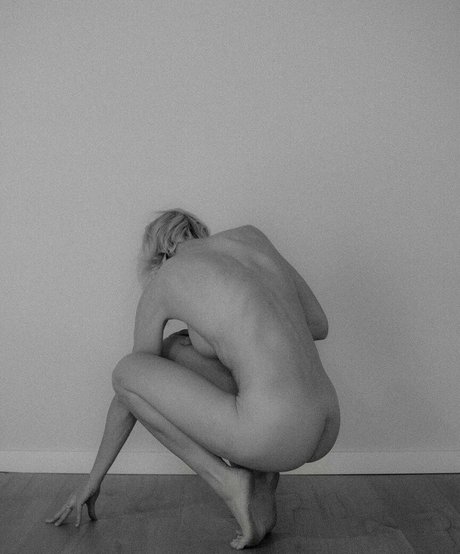 Niki Anson hd star pic