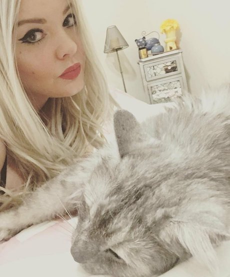 curvaceous barbie nude pornstar photos